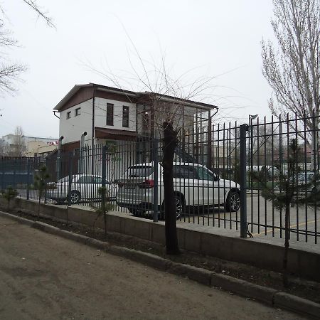 Tumar Hotel Bishkek Luaran gambar
