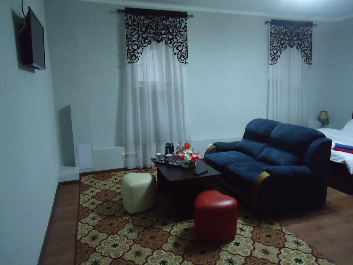 Tumar Hotel Bishkek Luaran gambar